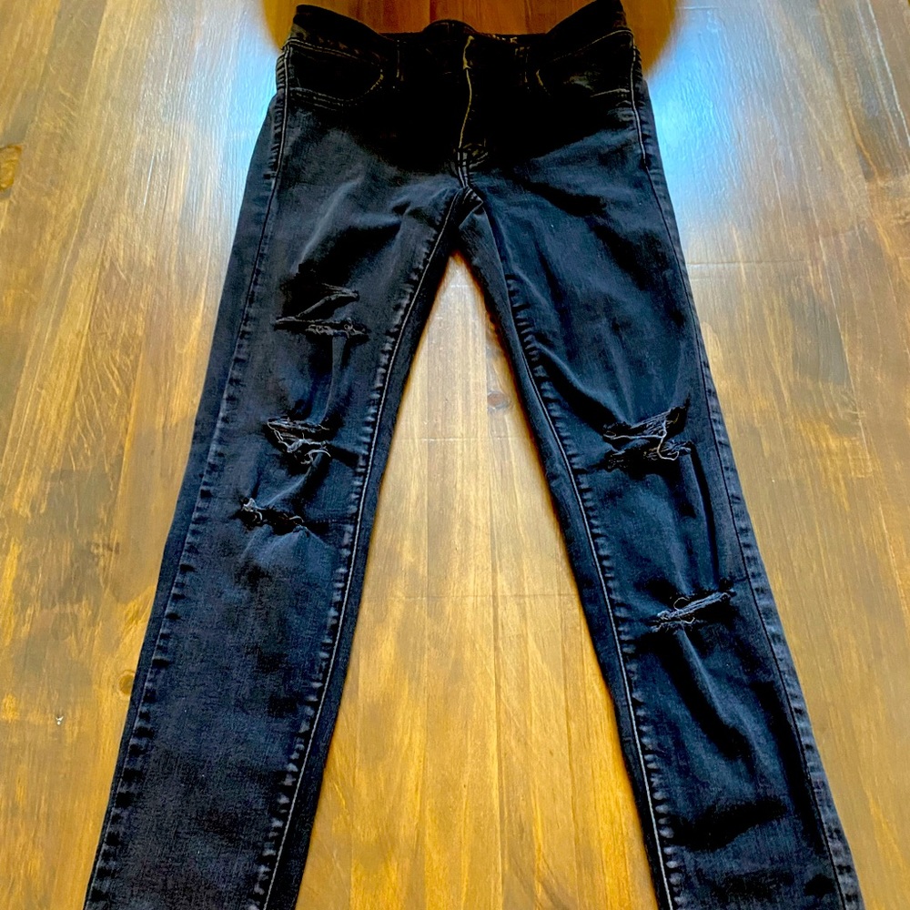 American Eagle Size 00 Faded Black Jeans